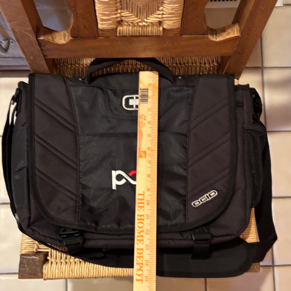 OGIO Black Computer Messenger Bag - Picture 5 of 8